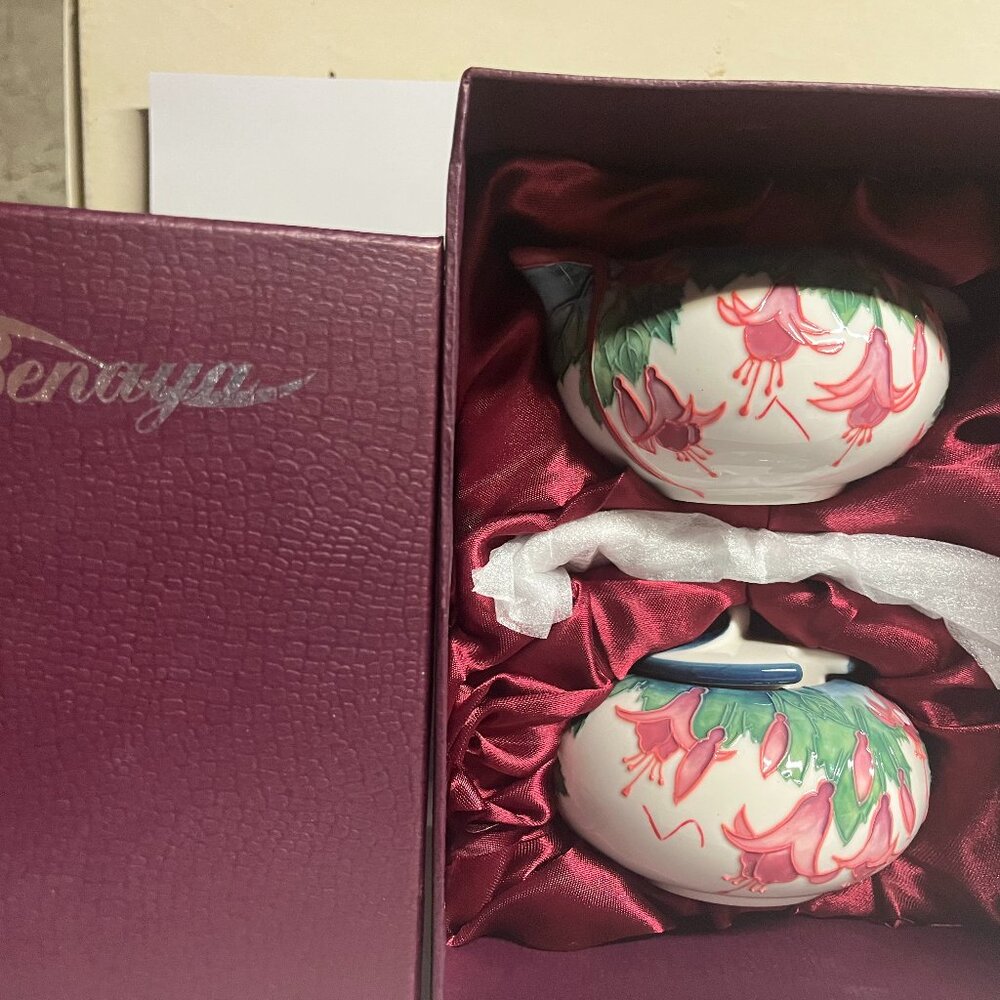 Benaya Fuchsia Garden Creamer and Sugar Bowl set with spoon